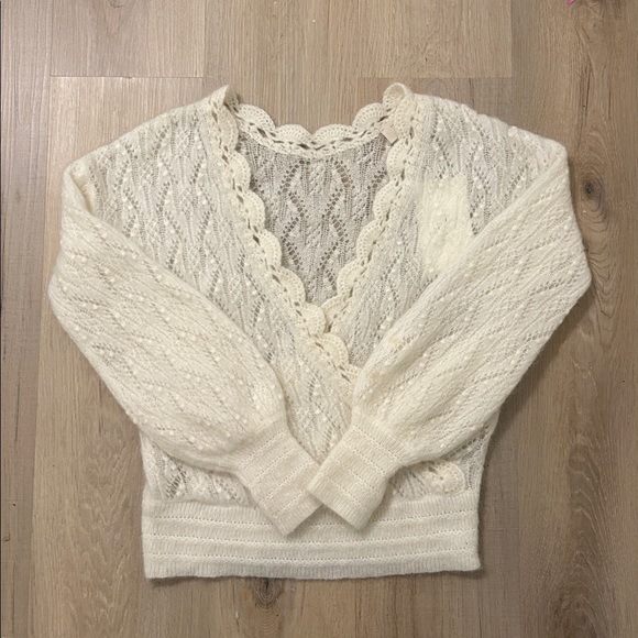 Sezane Nathalia Sweater Ecru Cream Wool Kid Mohair Blend V-neck NWT Size Medium - Picture 5 of 16